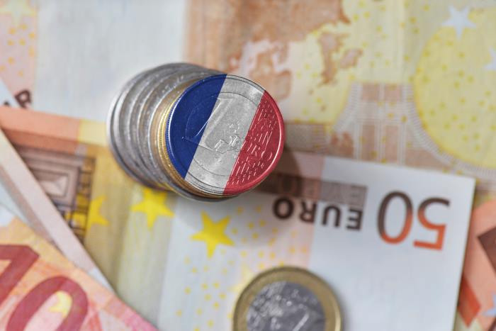 Jak inwestować w akcje francuskie? Postaw na kontrakty CFD
